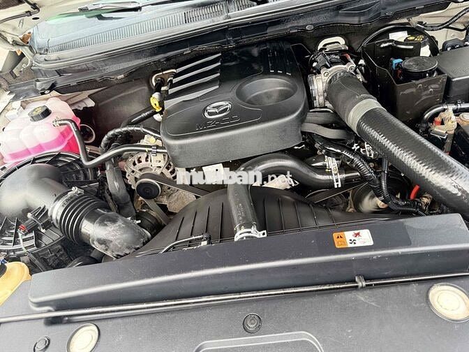 Mazda BT50 2016 2.2L 4x2 AT Trắng