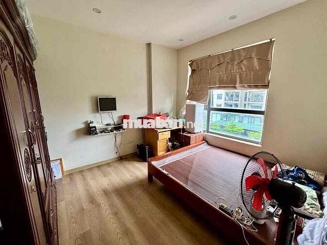 Bán Căn Hộ Báo Nhân Dân 120m2 - Căn Góc 3 Thoáng - Ở Ngay - View Đẹp