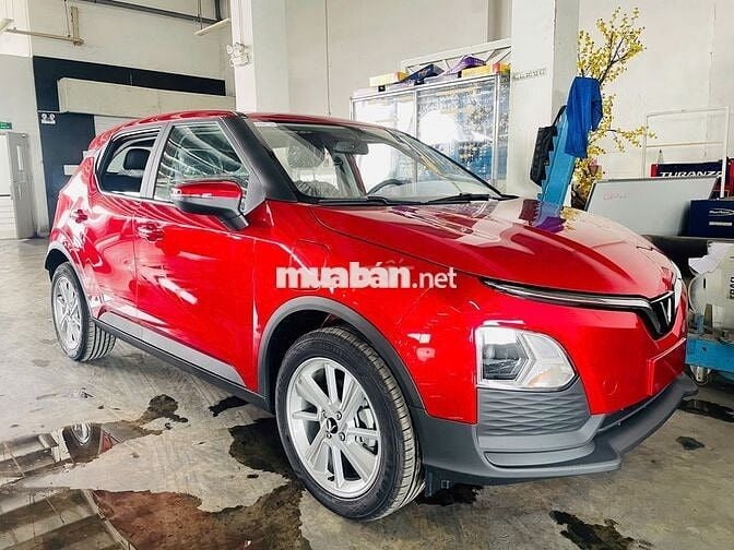 VinFast VF 5, Màu Đỏ, Trả trước chỉ từ 30 triệu