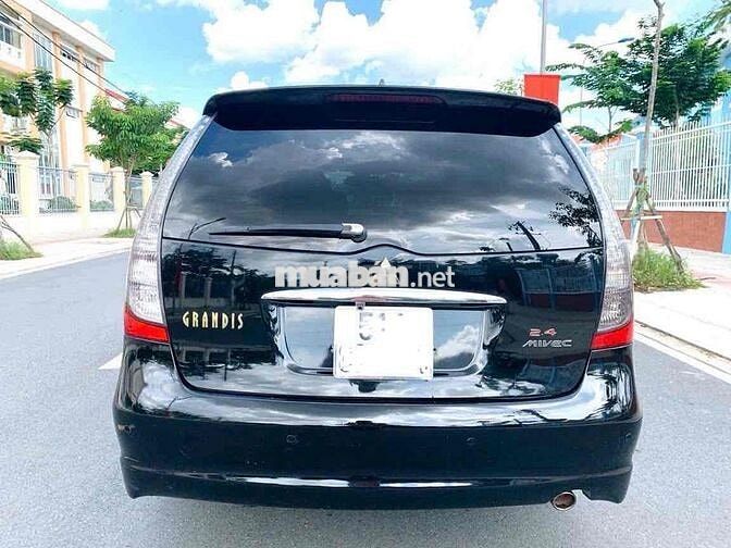 Mitsubishi Grandis 2009 Đen