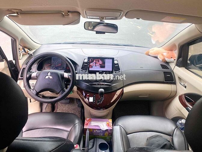 Mitsubishi Grandis 2009 Đen