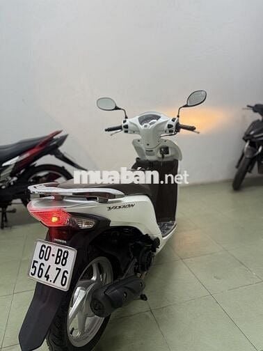 Honda Vision Trắng rin nguyên , chính chủ 