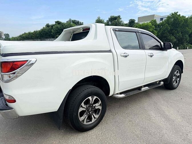 Mazda BT50 2016 2.2L 4x2 AT Trắng