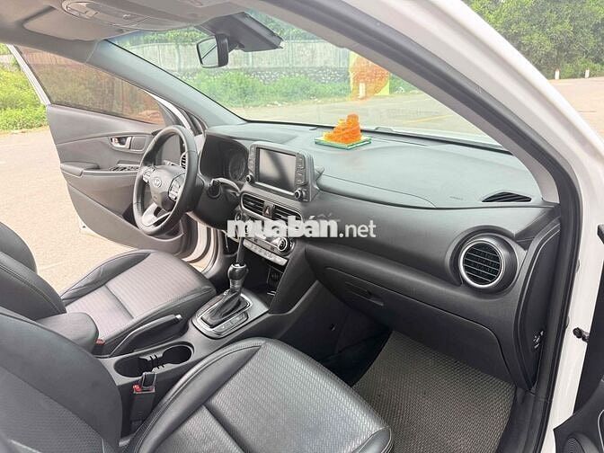 Hyundai Kona Đặc Biệt 2.0 AT 2019 Trắng