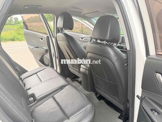 Hyundai Kona Đặc Biệt 2.0 AT 2019 Trắng