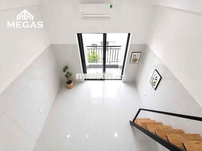PHÒNG MỚI XÂY - ĐẦY ĐỦ NỘI THẤT - CÓ BAN CÔNG - TÔ KÝ