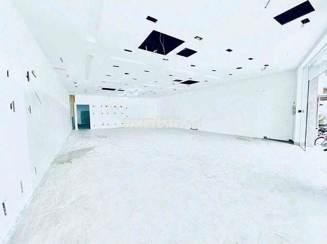 MT PHẠM VĂN CHIÊU NGANG 9m x dài 32M