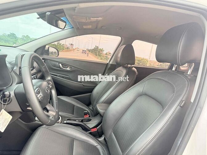 Hyundai Kona Đặc Biệt 2.0 AT 2019 Trắng