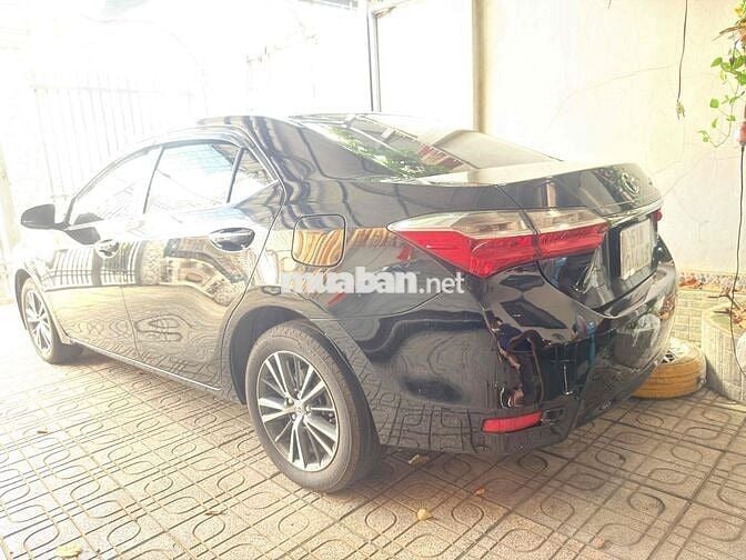 Toyota Corolla Altis  2.0 xe 2018 số tự động