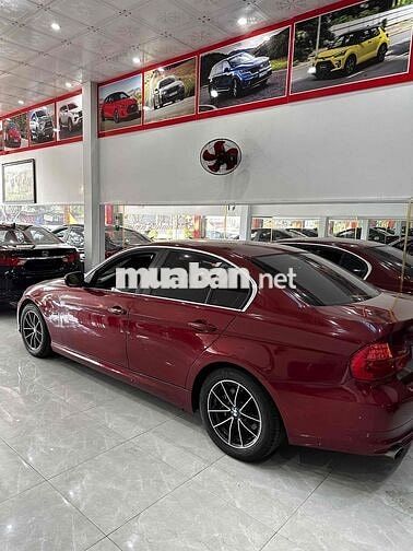 BMW 320i Sedan Tự động Nhập khẩu Đỏ