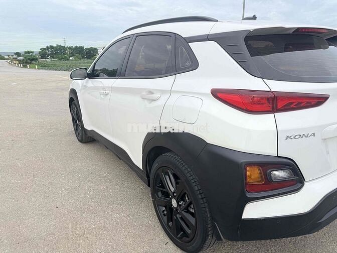 Hyundai Kona Đặc Biệt 2.0 AT 2019 Trắng