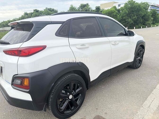 Hyundai Kona Đặc Biệt 2.0 AT 2019 Trắng