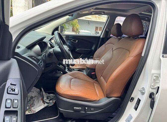 HYUNDAI TUCSON ĐK LẦN ĐẦU 2014 - 100.000KM