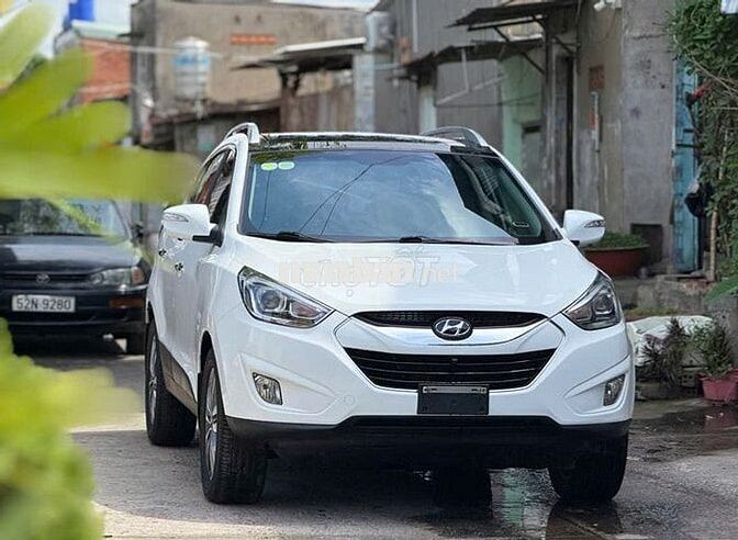 HYUNDAI TUCSON ĐK LẦN ĐẦU 2014 - 100.000KM