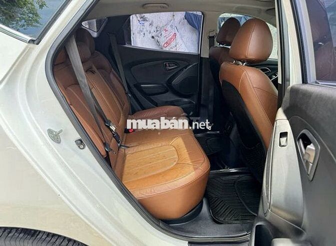 HYUNDAI TUCSON ĐK LẦN ĐẦU 2014 - 100.000KM