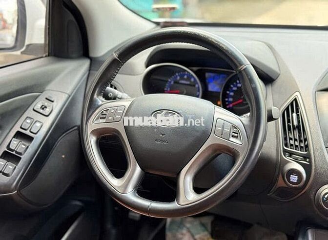 HYUNDAI TUCSON ĐK LẦN ĐẦU 2014 - 100.000KM
