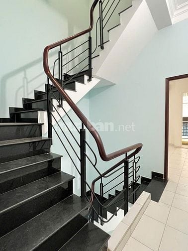 Nhà mới đẹp 4 tầng lầu Hẻm Xe Hơi - 565/89 Nguyễn Trãi, P.7, Q.5 