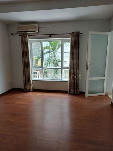 Cho thuê phòng trọ 35m2 ngay trung tâm Q.10 -BV ND 115 