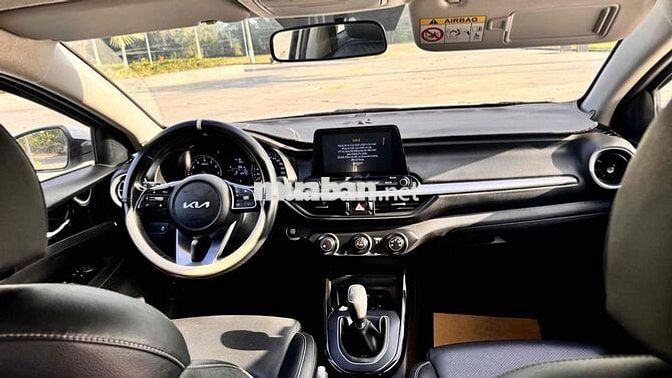 Kia K3 MT 2022 32.000 km Trắng