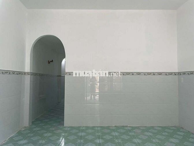 Cho thuê nhà giá rẻ hẻm thông Nguyễn Sơn -TNH quận Tân Phú chỉ 11tr/th