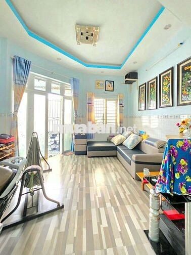 bán nhà 3 tầng - 5,1x10 giá 3,8 tỷ Huỳnh Tấn Phát
