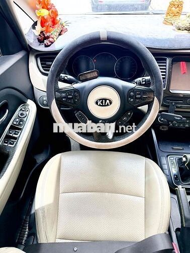 RONDO 2022 Deluxe 7C chính chủ cavet ODO 67,000km