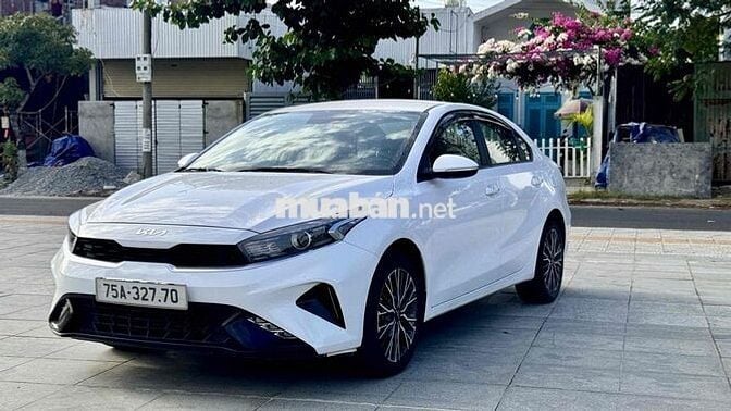 Kia K3 MT 2022 32.000 km Trắng