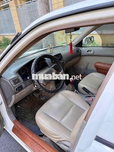 Toyota Corolla 2000 Trắng