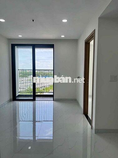 cho thuê 2Pn nội thất cơ bản, 2 máy lạnh, 2MNL gần sân golf Phú Mỹ