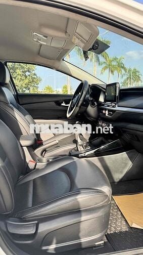Kia K3 MT 2022 32.000 km Trắng