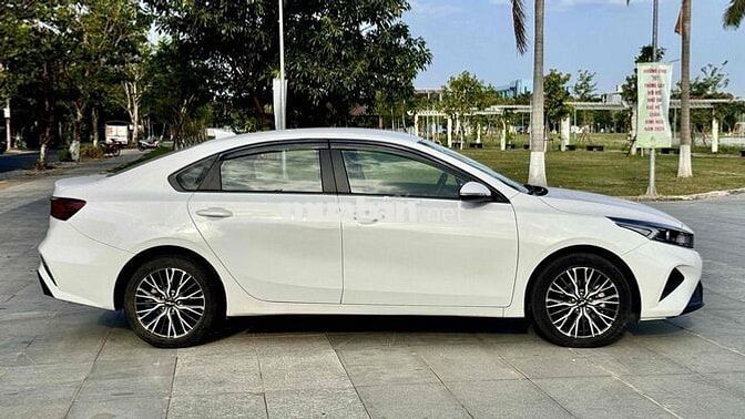 Kia K3 MT 2022 32.000 km Trắng