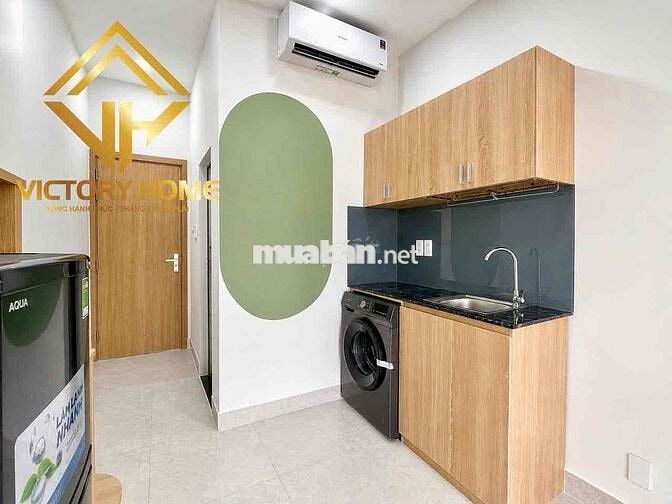 GÁC BAN CÔNG GẦN CHỢ BÀ CHIỂU /ĐH VĂN LAN HUTECH GTVT LÊ QUANG ĐỊNH