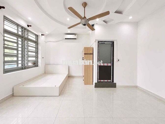 SIÊU PHẨM STUDIO BAN CÔNG NGÂY ĐẦM SENN