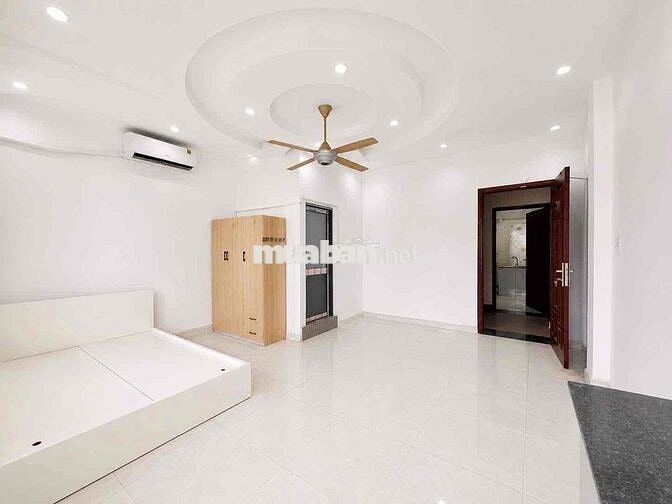SIÊU PHẨM STUDIO BAN CÔNG NGÂY ĐẦM SENN