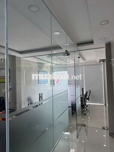 CHO THUÊ NHÀ HẺM XE HƠI D2 4,2X20M CÓ THANG MÁY NHÀ MỚI