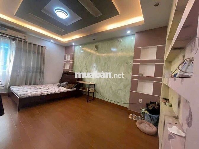 Nhà Full Nội Thất 1 Trệt 3 Lầu 4PN 5WC 5x20m KDC Hoàng Quốc Việt