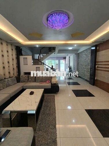 Nhà Full Nội Thất 1 Trệt 3 Lầu 4PN 5WC 5x20m KDC Hoàng Quốc Việt