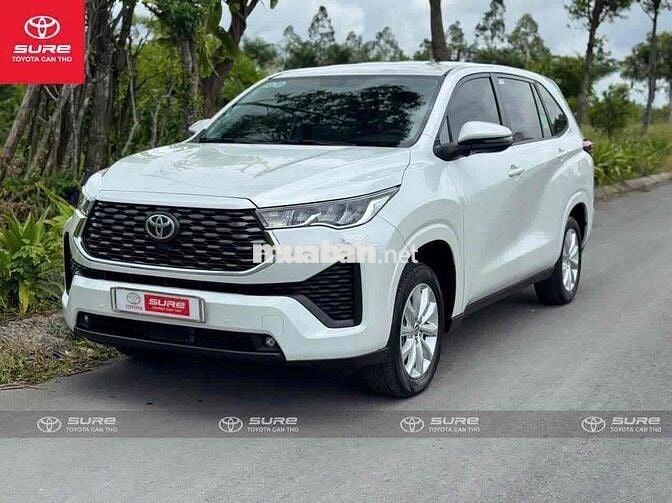 Toyota Innova Cross V 2024 Trắng CVT 24.000 km