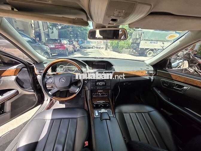Mercedes-Benz E300 2009 Đen