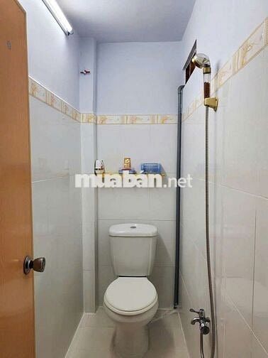 NHÀ NGUYÊN CĂN TRẦN XUÂN SOẠN _ CÁCH HẺM XE HƠI 20 M CÓ 3 PN