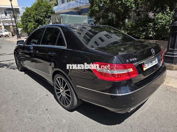 Mercedes-Benz E300 2009 Đen