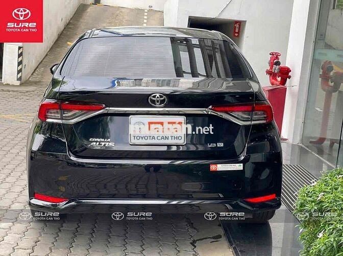 Toyota Corolla Altis 1.8V 2023 Đen