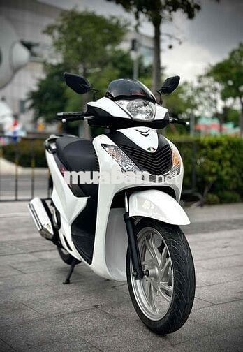 Honda SH 125i Trắng 26.000 km