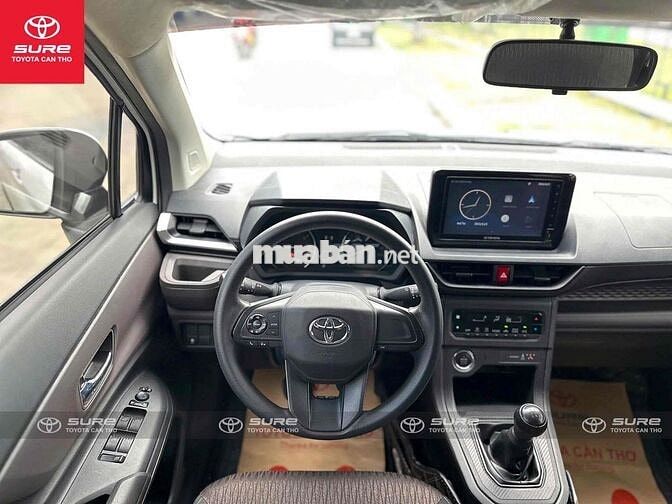 Toyota Avanza Premio 1.5G số sàn 2024