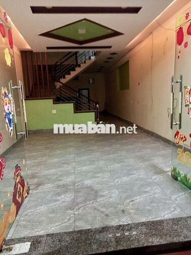 Cho thuê nhà 65m2x3 tầng, mặt đường Trường Chinh, vừa ở vừa kinh doanh