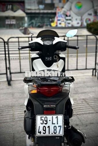 Honda SH 125i Trắng 26.000 km