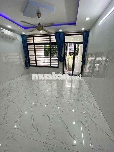 Nguyên căn 5x22m - Hầm 4 Tầng , 1mb 6pn giá 33 triệu tại Vạn Phúc City