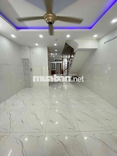 Nguyên căn 5x22m - Hầm 4 Tầng , 1mb 6pn giá 33 triệu tại Vạn Phúc City