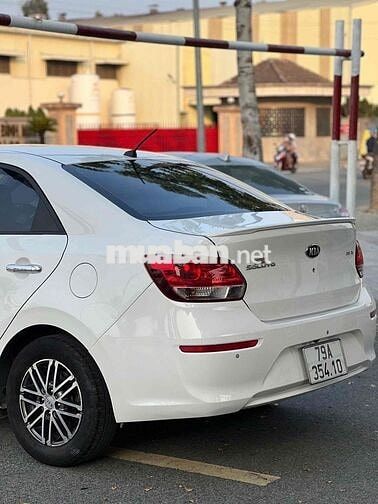 KIA Soluto 2021 Trắng Tự động 86.000 km