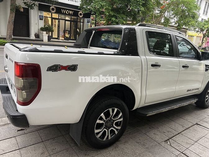 Ford Wildtrak 2019 Trắng Tự động Dầu 2.0